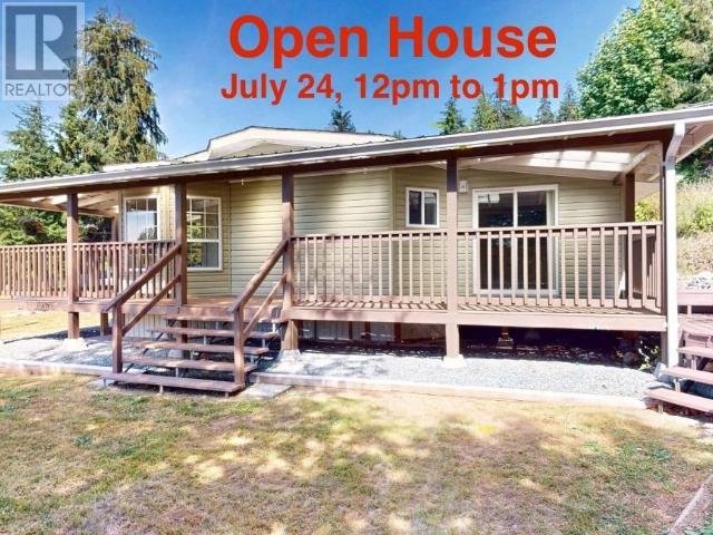 7310 Goddard St, Powell River, BC V8A 5N7