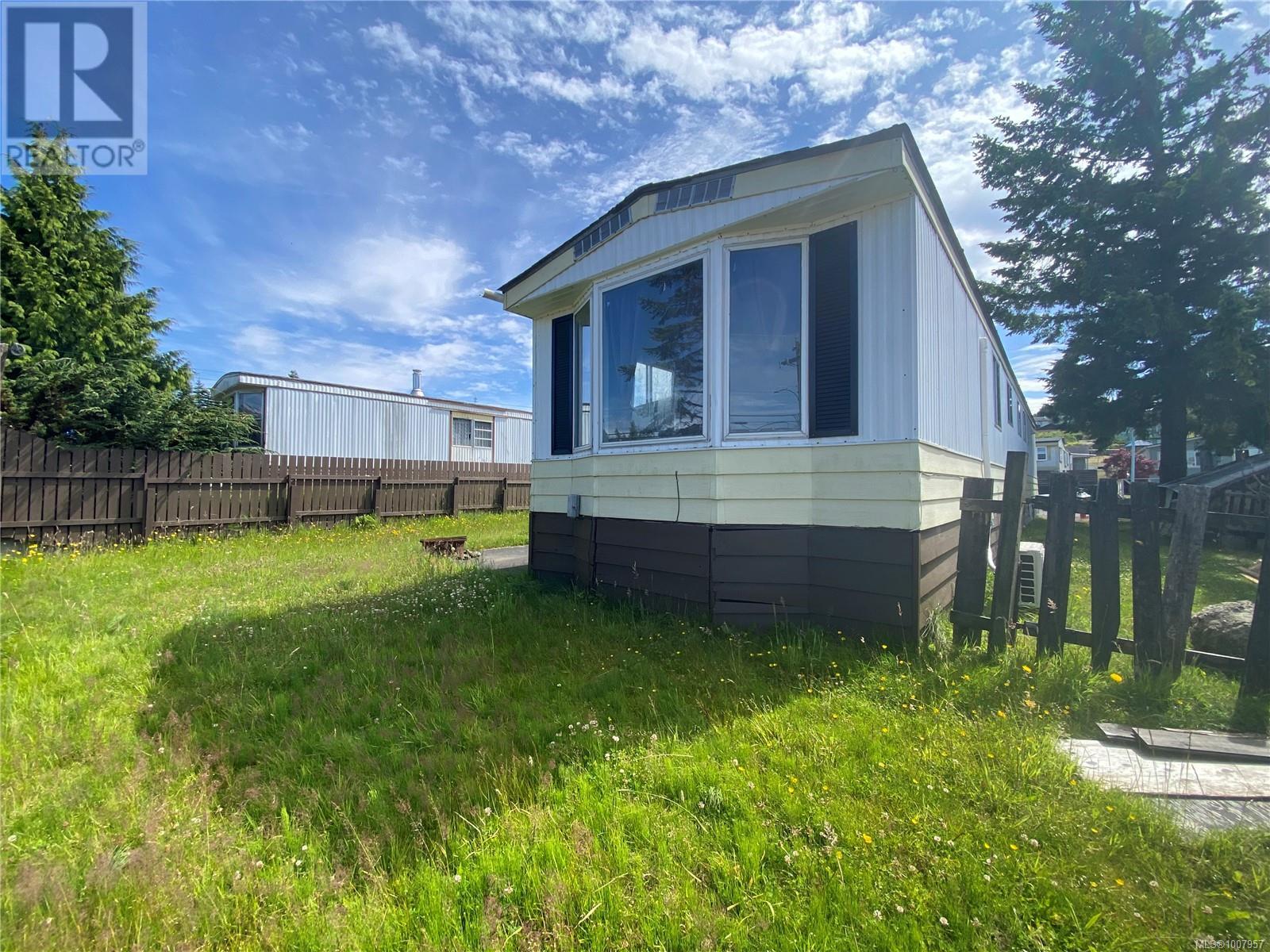 2266 Camosun Cres, Port McNeill, BC V0N 2R0