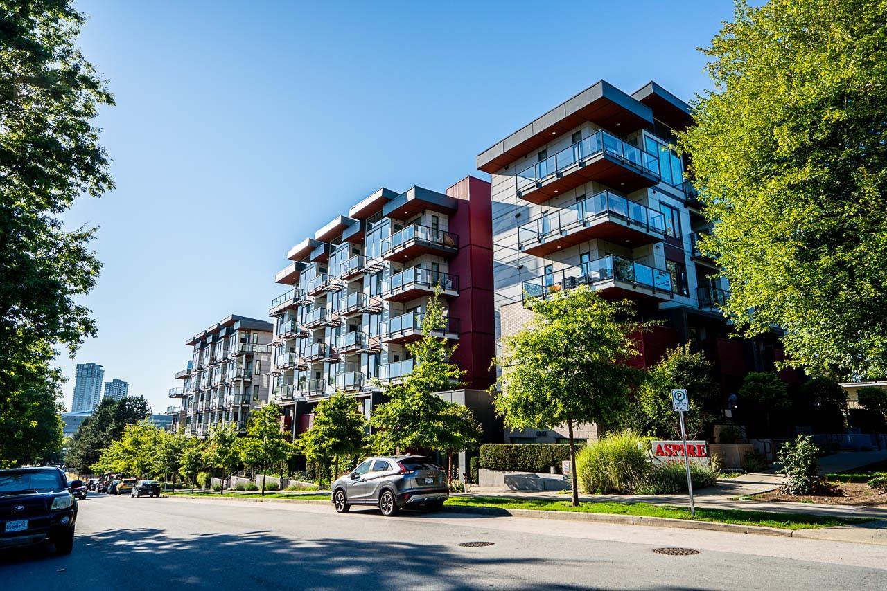 13799 101 Avenue Unit 309, Surrey, BC V3T 0N9