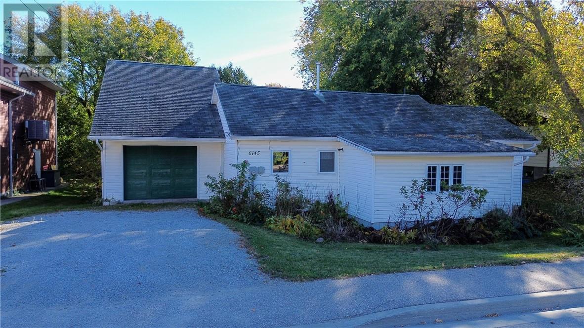 6145 King St, Central Manitoulin, ON P0P 1S0