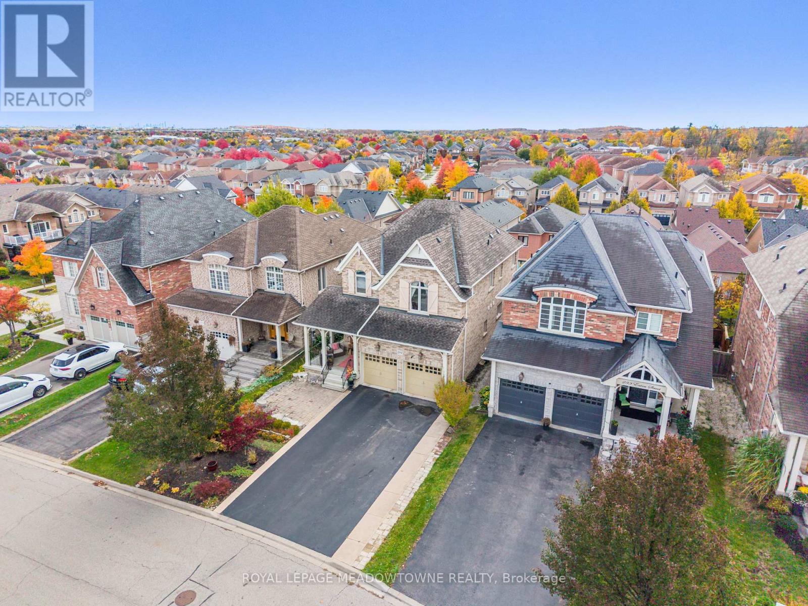 297 Eaton St, Halton Hills, ON L7G 6N7