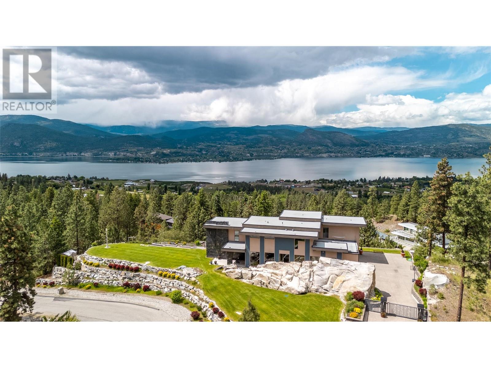 121 Flagstone Rise, Naramata, BC V0H 1N0
