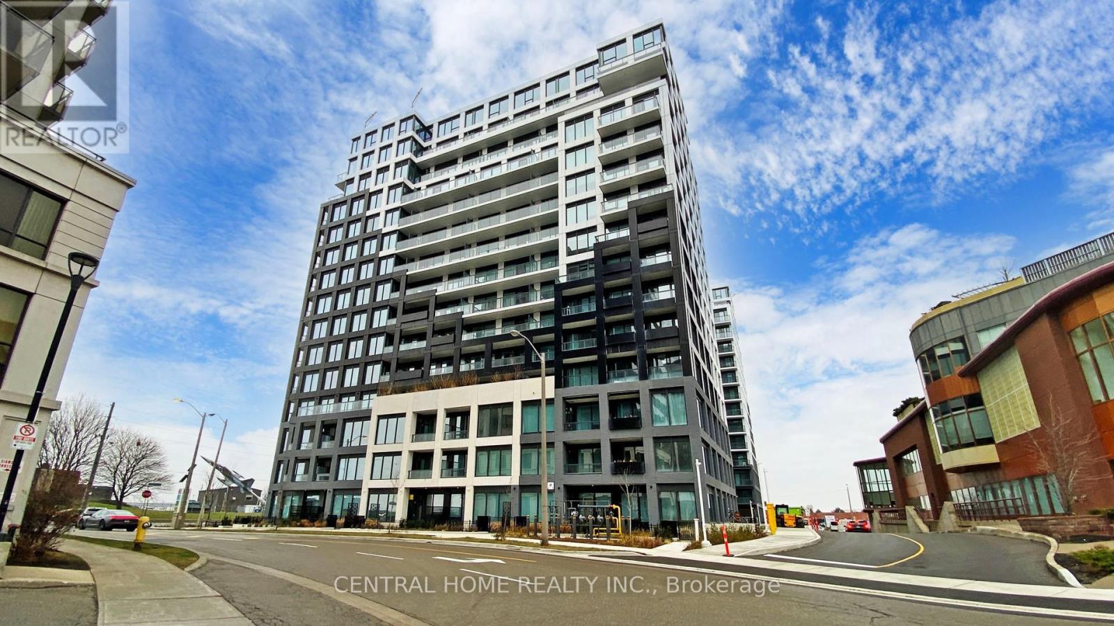 626 1100 Sheppard Ave W, Toronto York University Heights, ON M3A 0G8