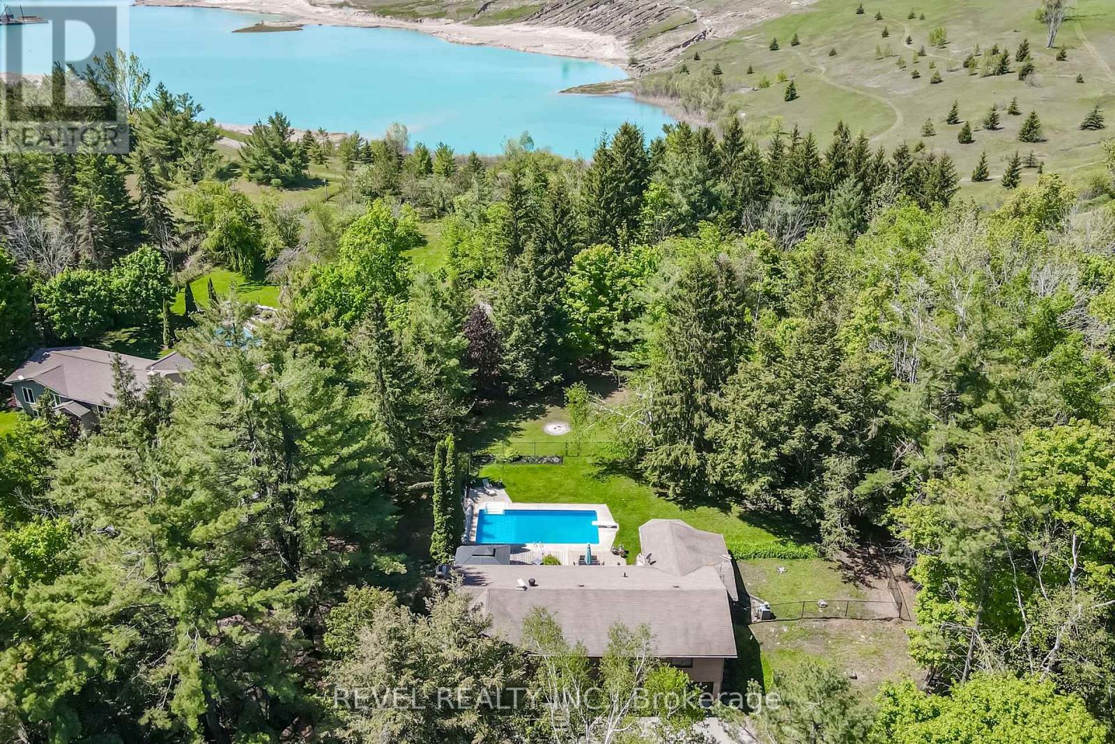 20 The Pines Ln, Brock, ON L0C 1H0