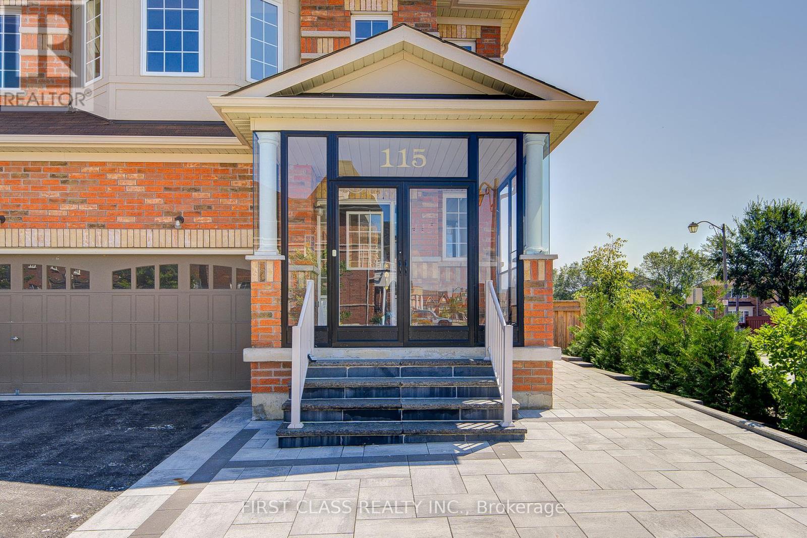 115 Noahs Farm Trl, Whitchurch-Stouffville, ON L4A 0N8