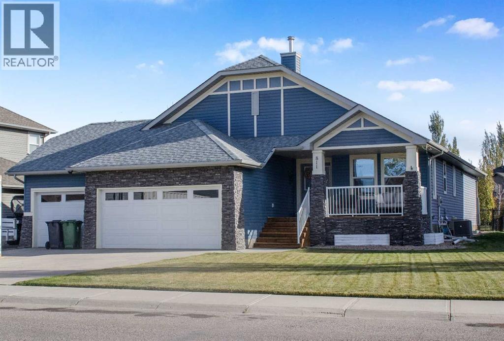 811 Boulder Creek Dr SE, Langdon, AB T0J 1X3