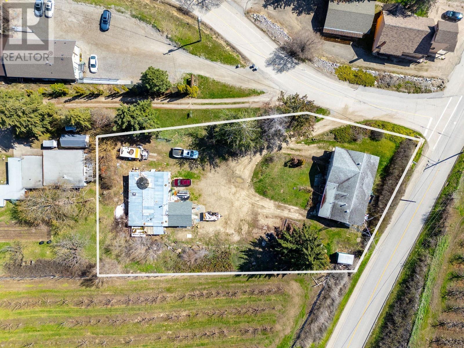 10114 Newene Rd, Lake Country, BC V4V 1V2