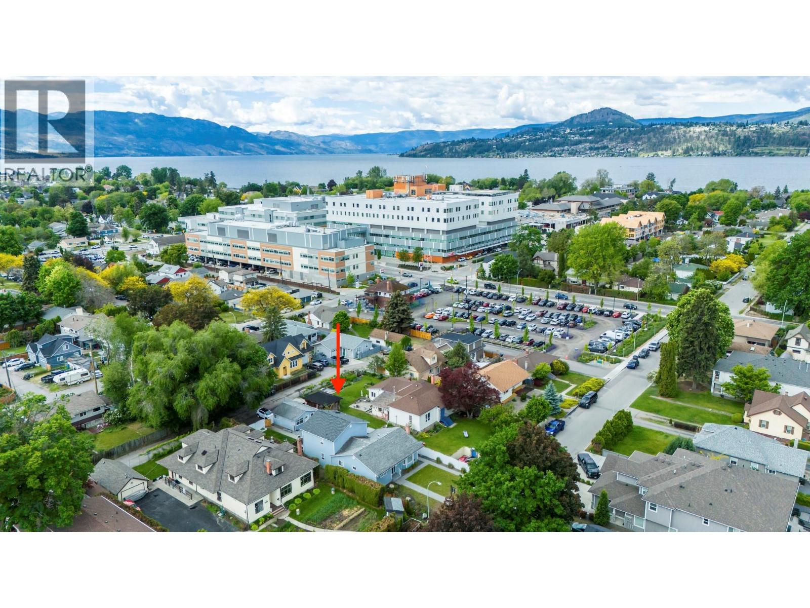 633 Glenwood Ave, Kelowna, BC V1Y 5M2