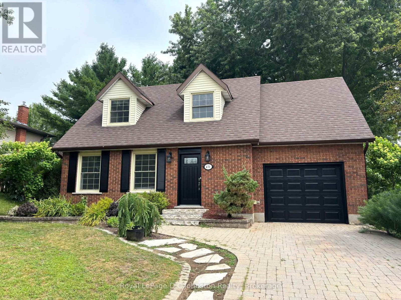 431 Thede Dr, Saugeen Shores, ON N0H 2C4