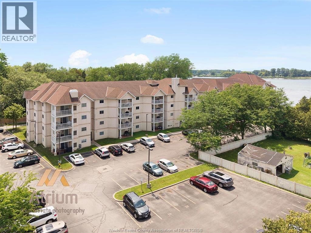 40 Adams Lane Unit 410, Lasalle, ON N9J 3R4
