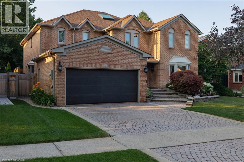 1213 Bowman Dr, Oakville, ON L6M 2T4