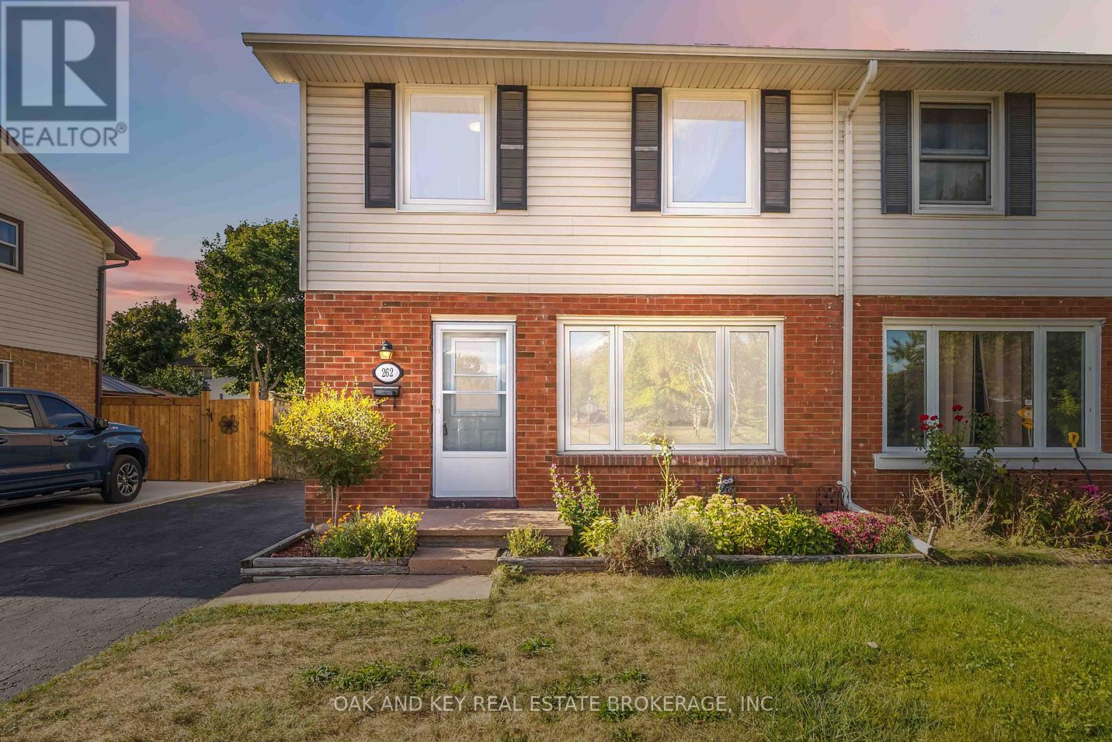262 Admiral Dr, London, ON N5V 1J1