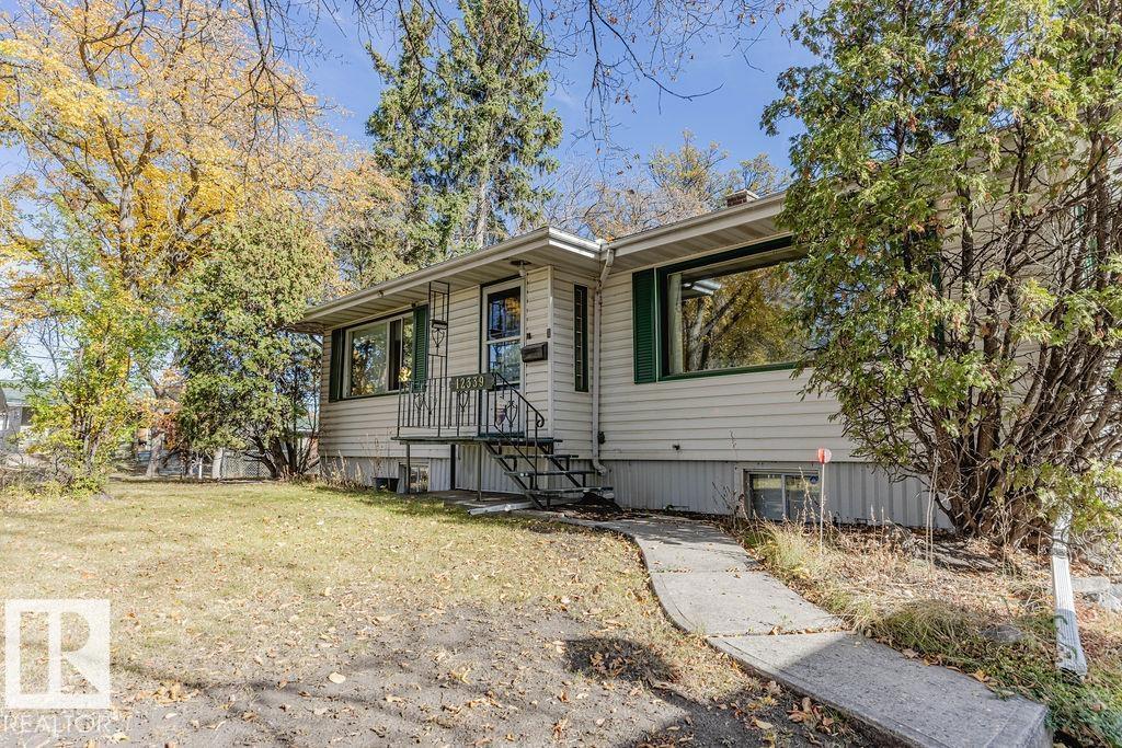 89 St Nw Unit 12339, Edmonton, AB T5B 3W8
