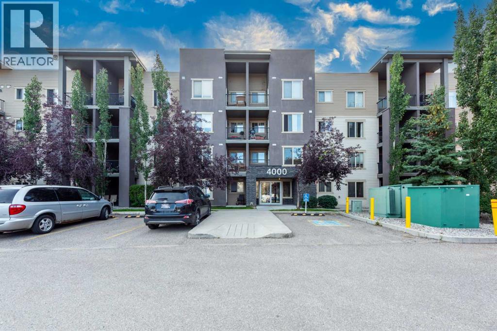 403 Mackenzie Way Sw Unit 4210, Airdrie, AB T4B 3V7