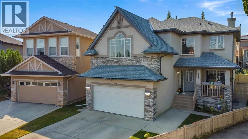 173 Panamount Grn NW, Calgary, AB T3K 5R6