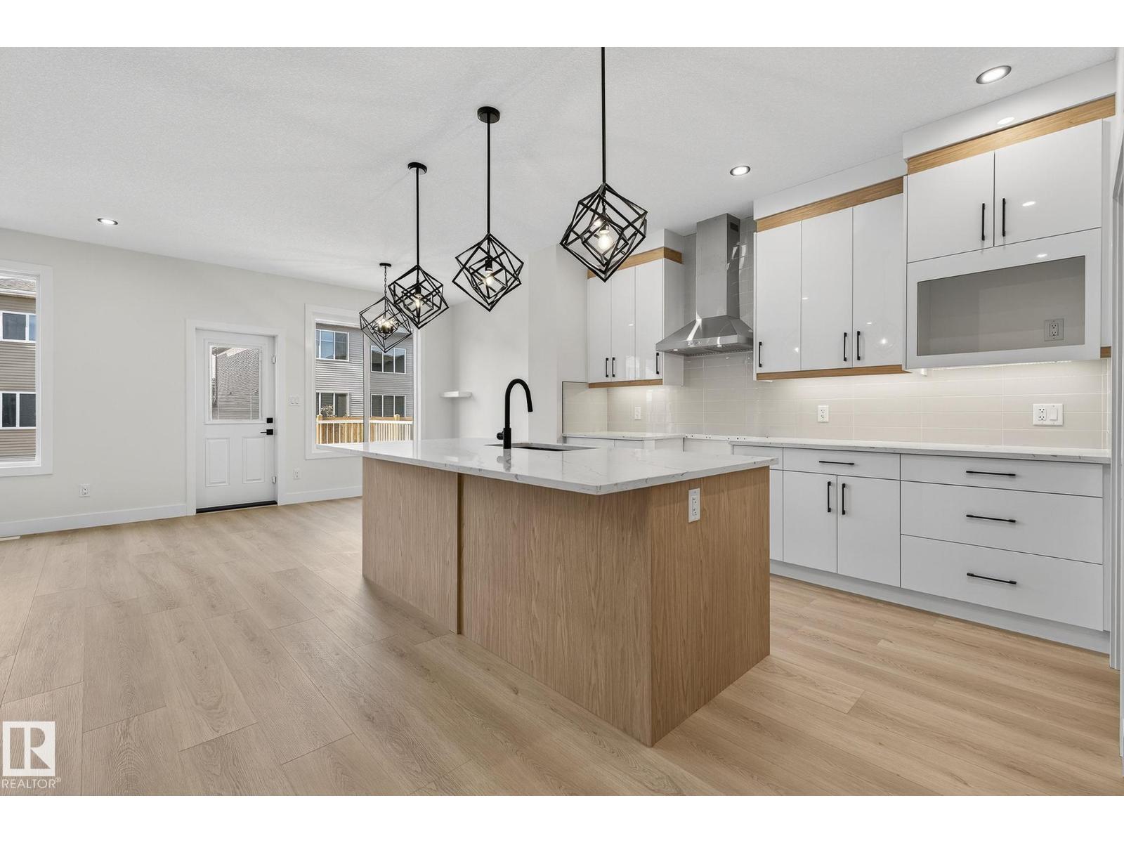 136 Wyatt Rg, Fort Saskatchewan, AB T8L 3L7