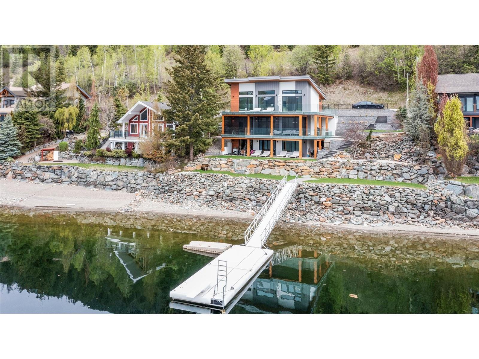 8200 Squilax Anglemont Road Unit 6, Anglemont, BC V0E 1M8