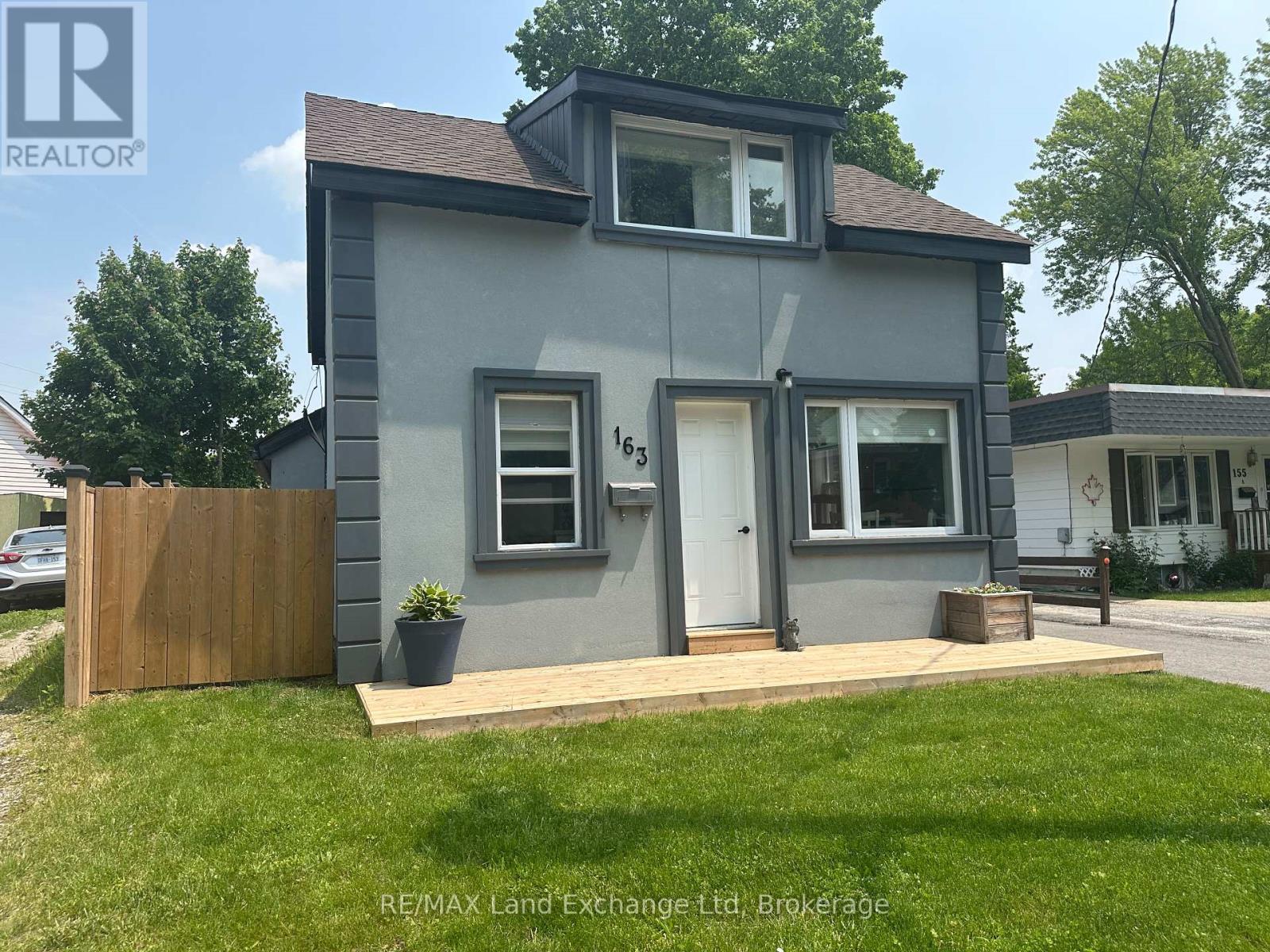 163 Scott St, North Huron, ON N0G 2W0