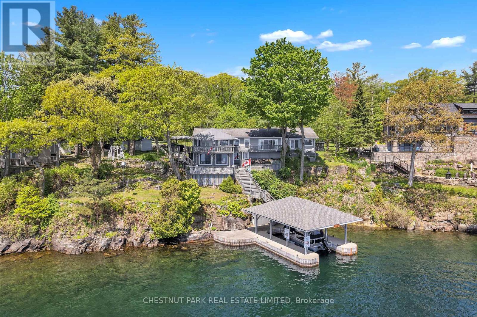 35 Riverview Dr, Front Of Leeds  Seeleys Bay, ON K0E 1V0