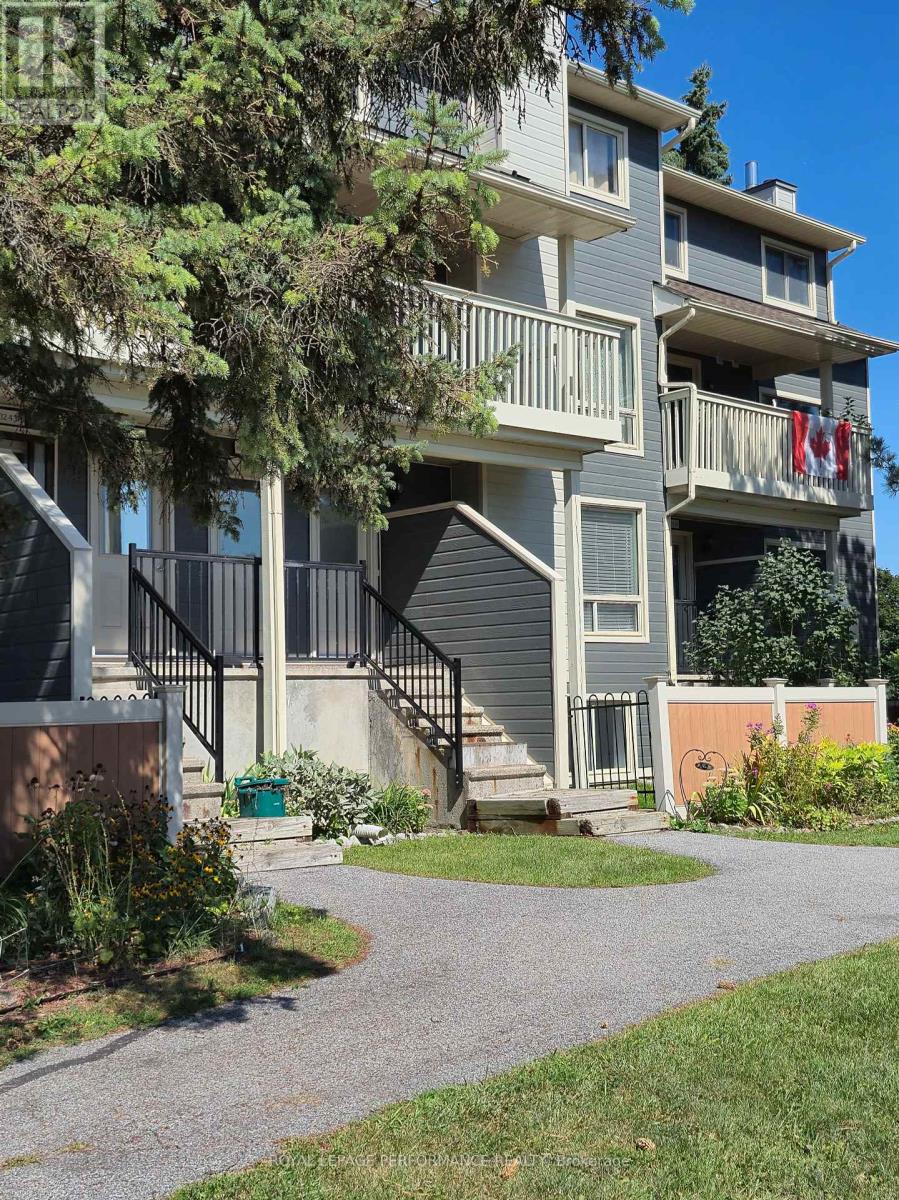 44 Unit 802 St Andre Dr #a, Ottawa, ON K1C 4R3