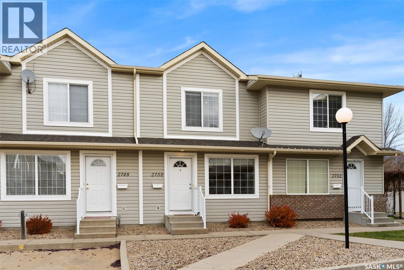 2750 Cranbourn Cres, Regina, SK S4V 3C1