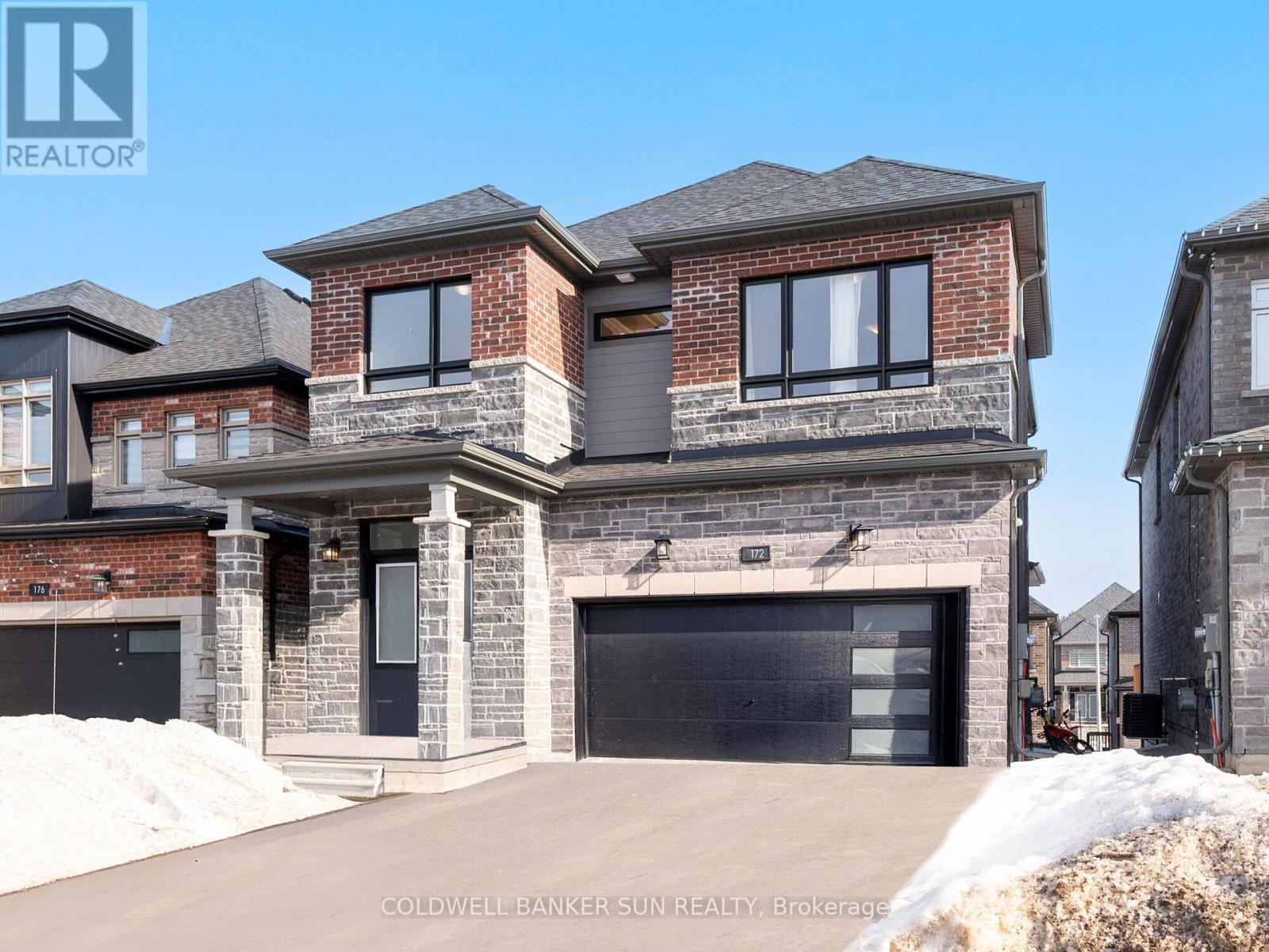 172 Franklin Trl, Barrie, ON L9J 0J2