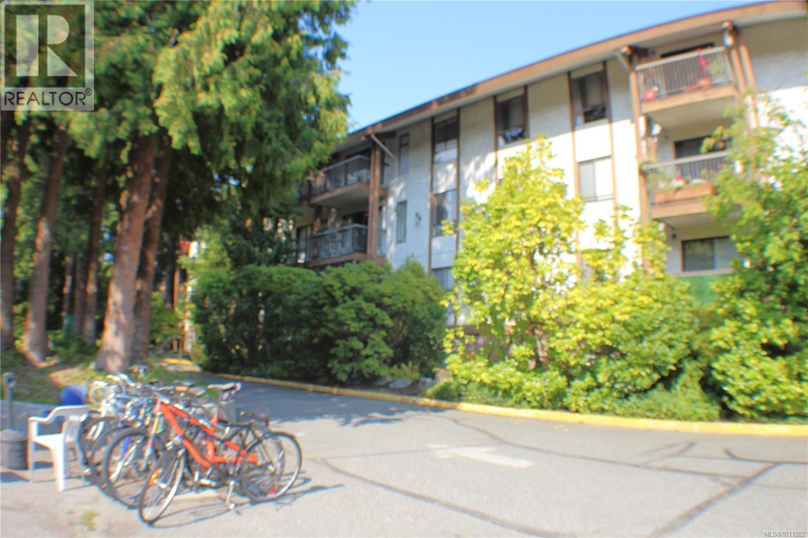1009 Mckenzie Ave Unit 311 Ave, Saanich, BC V8X 4B1
