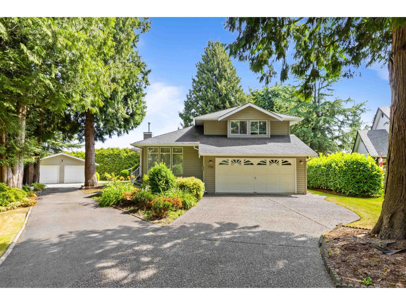 149 Street Unit 7324 #a, Surrey, BC V3S 3H3