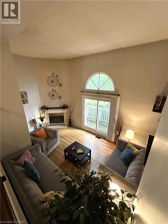 111 Traynor Avenue Unit 26, Kitchener, ON N2C 2N2