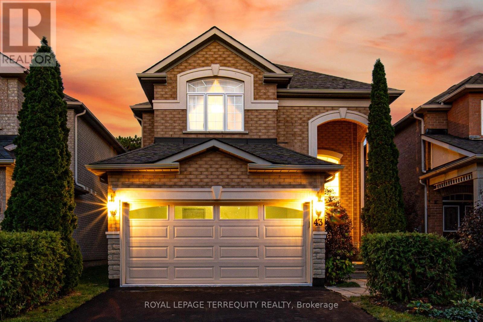 43 Black Walnut Dr, Markham, ON L3S 4B9