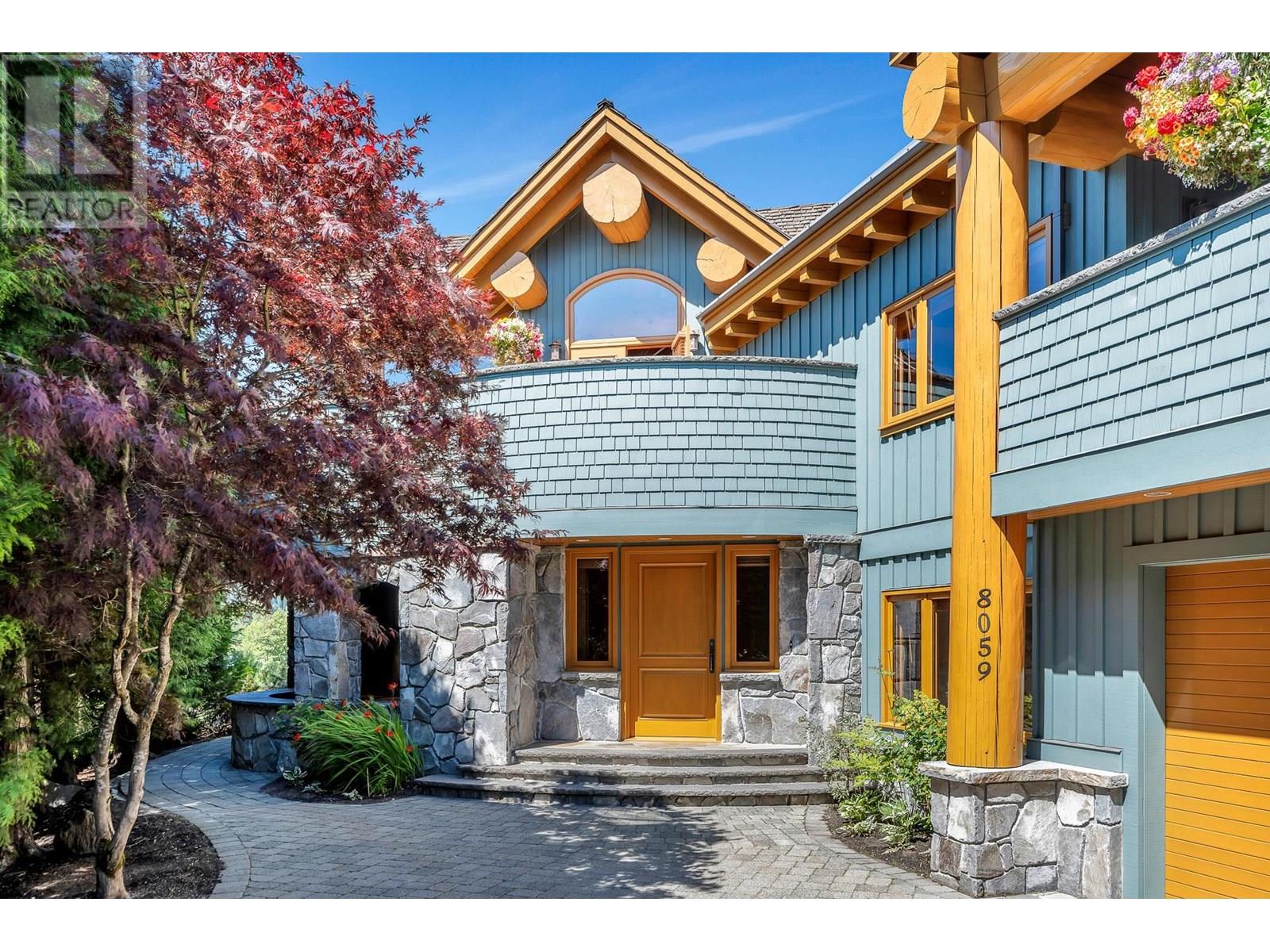 8059 Nicklaus North Blvd, Whistler, BC V8E 1J7