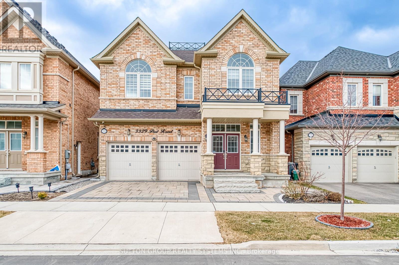 3329 Post Rd, Oakville, ON L6H 7C5