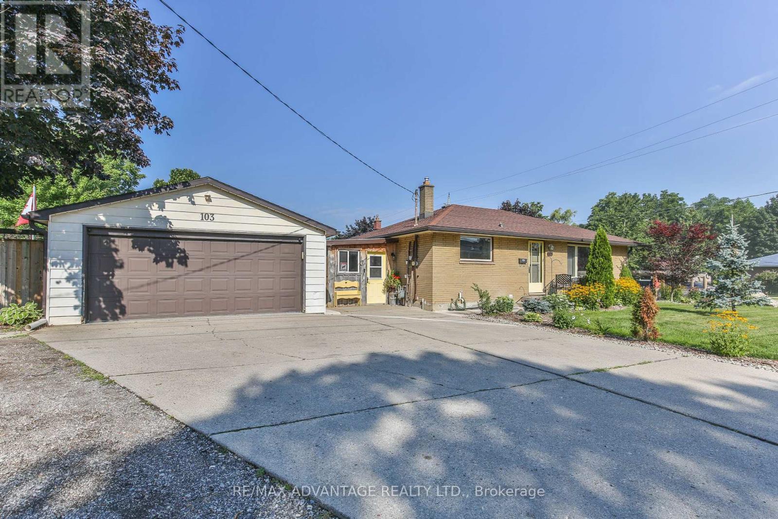 103 First Ave, St. Thomas, ON N5R 4N9