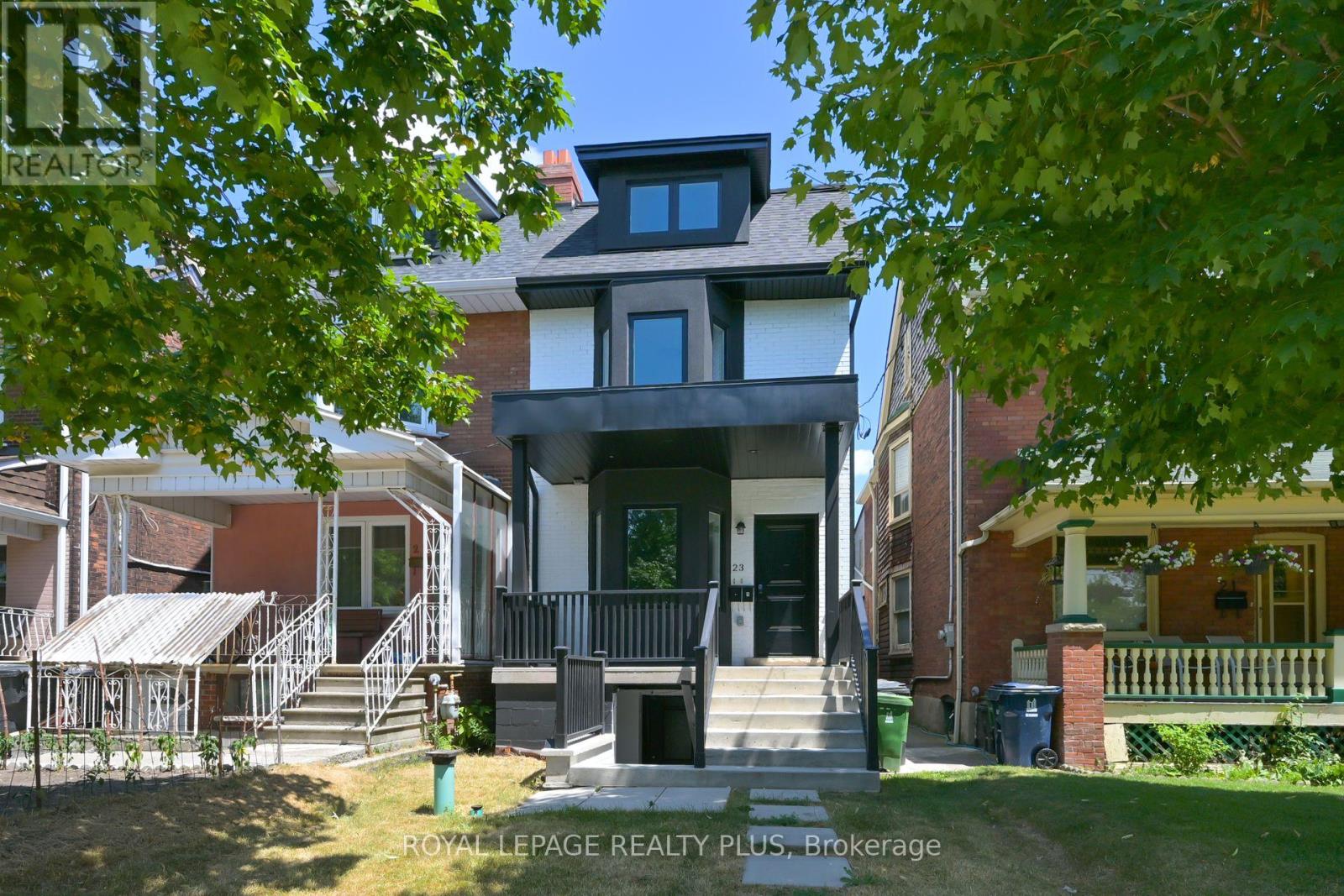 23 Pauline Ave, Toronto, ON M6H 3M7