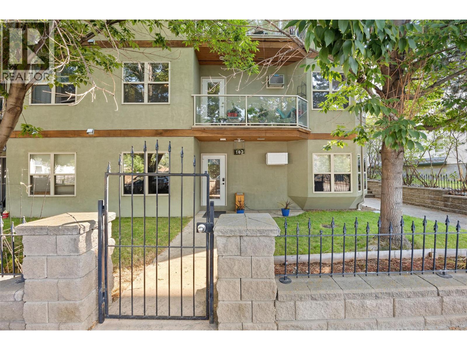 857 Fairview Road Unit 103, Penticton, BC V2A 5Y7