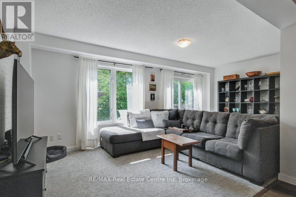59 1035 Victoria Rd S, Guelph, ON N1L 0H5