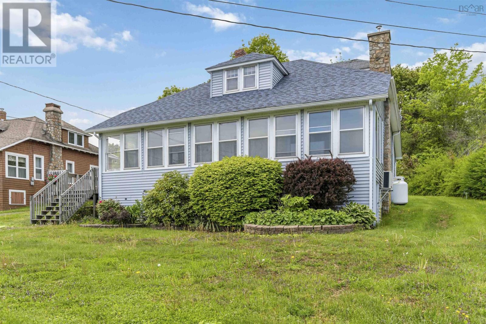 9 Shore Rd, Digby, NS B0V 1A0