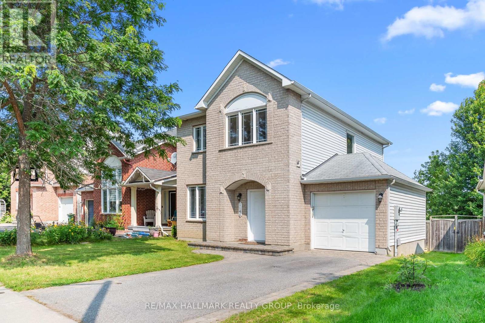 1146 Halton Ter, Ottawa, ON K2W 1G9
