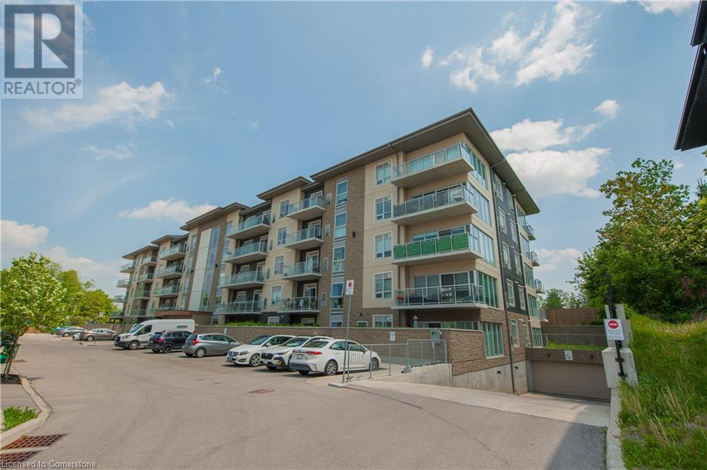 16 Markle Crescent Unit 209, Hamilton, ON L9G 0H4