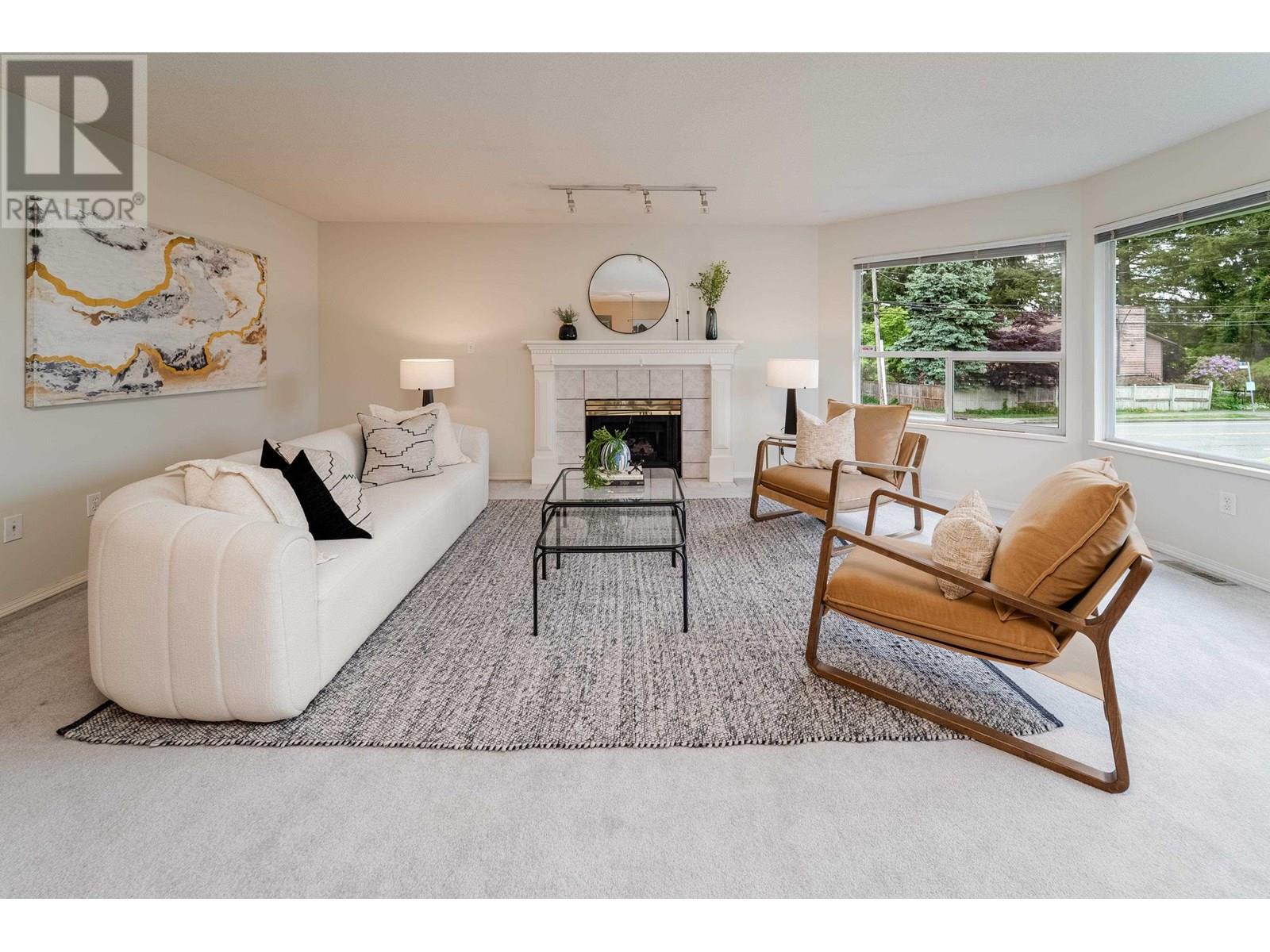 21282 Campbell Ave, Maple Ridge, BC V2X 7G6