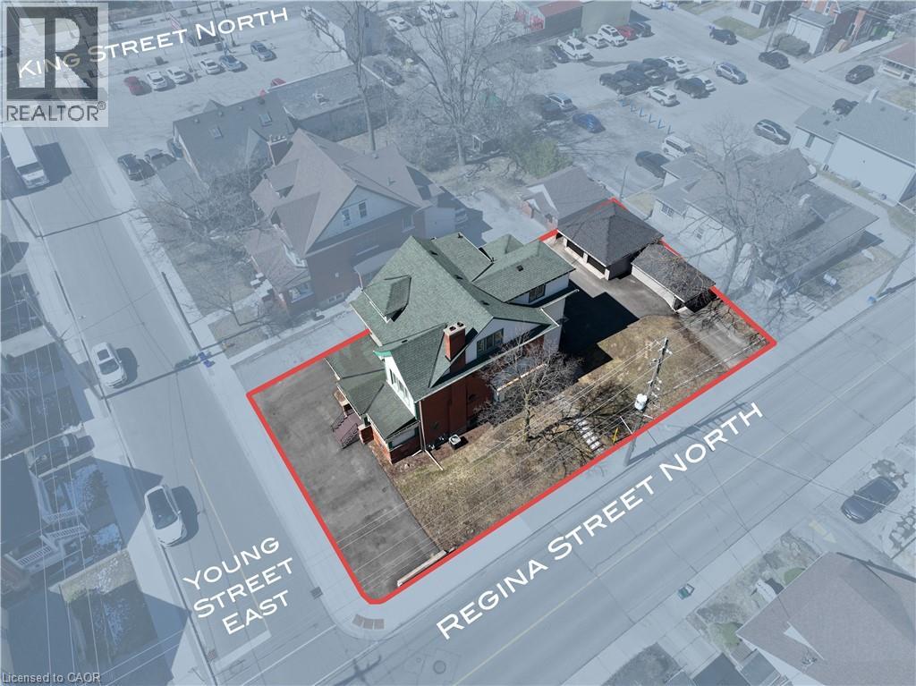 59 Regina St N, Waterloo, ON N2J 3A6