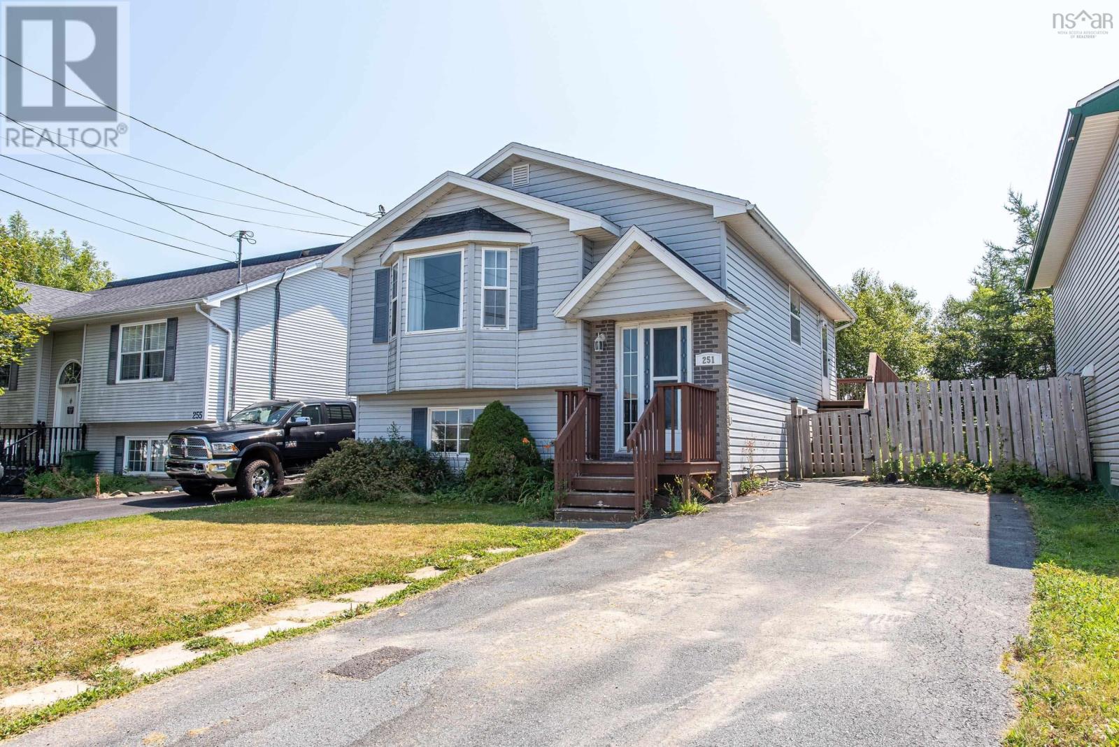 251 Melrose Cres, Eastern Passage, NS B3G 1P7