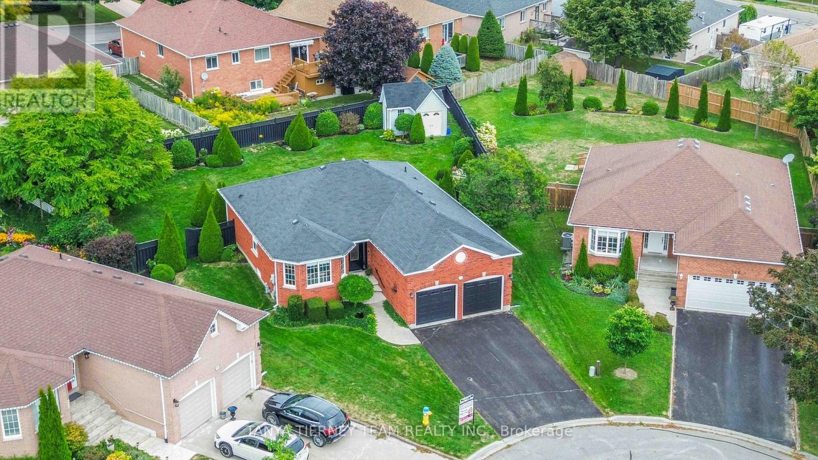 750 Duncan Ct, Cobourg, ON K9A 5N8