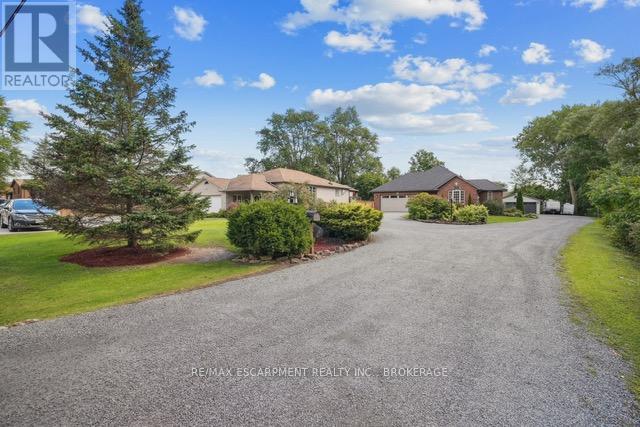 440 S Pelham Rd, Welland, ON L3C 3C6