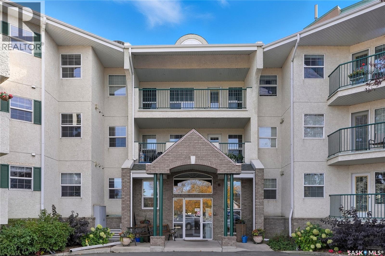 1735 Mckercher Drive Unit 211, Saskatoon, SK S7H 5N6