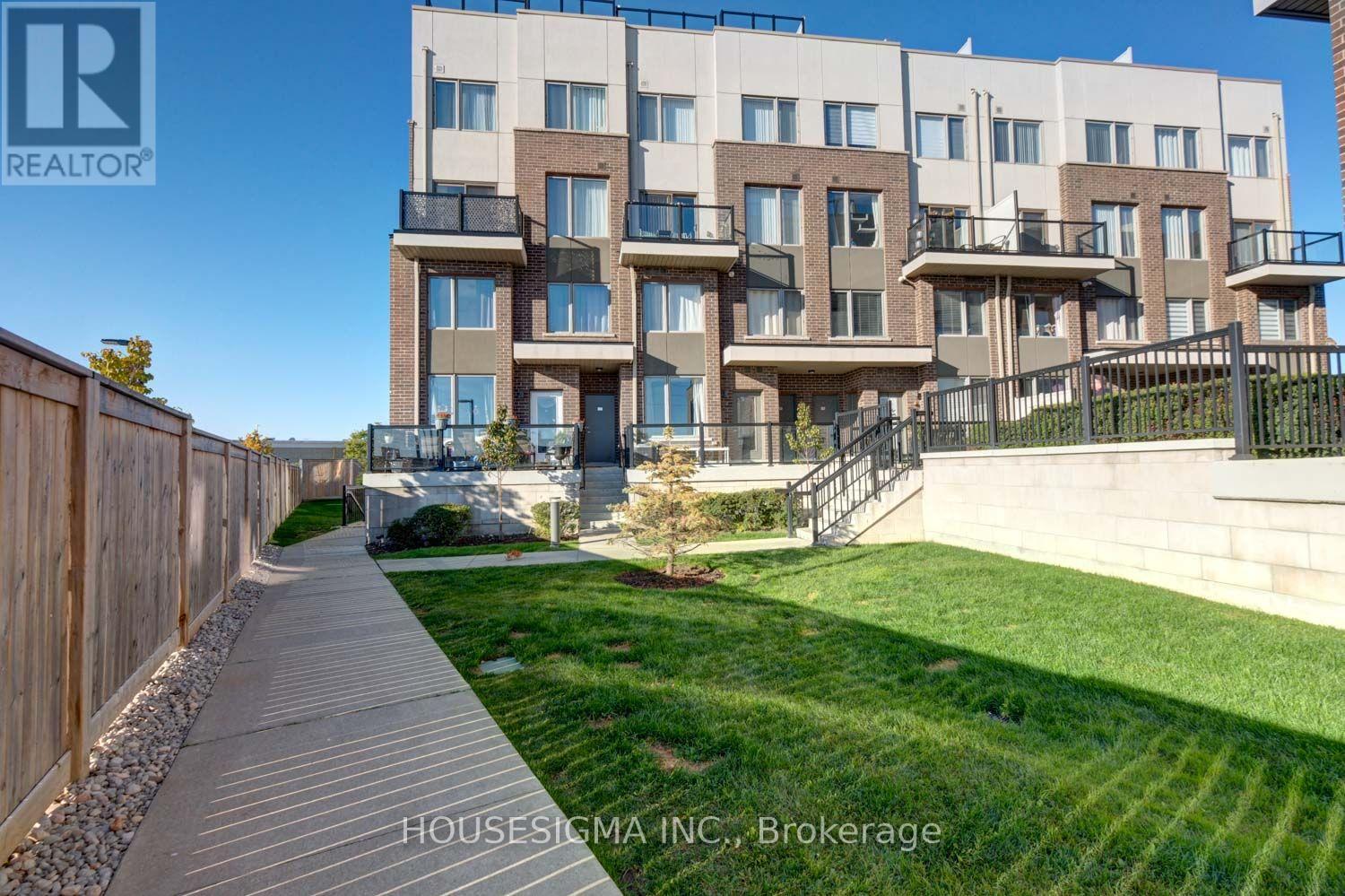 408 1460 Whites Rd, Pickering, ON L1V 0E8