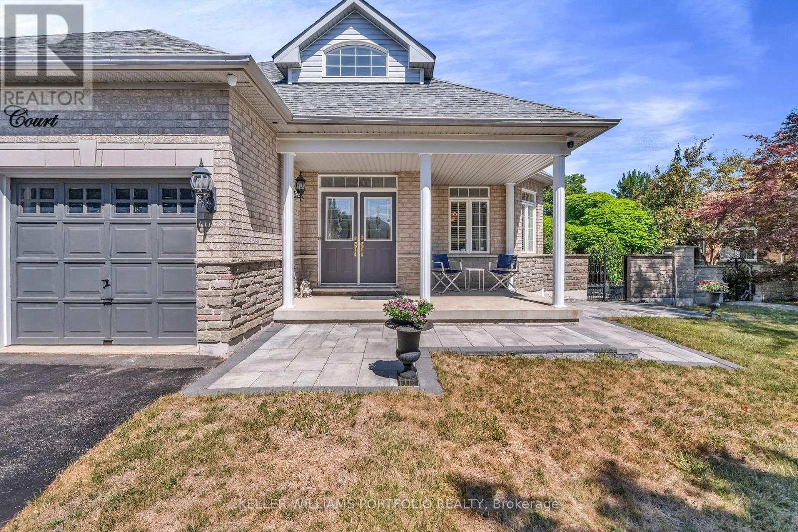 8 Vista View Ct, Caledon, ON L7C 1E1