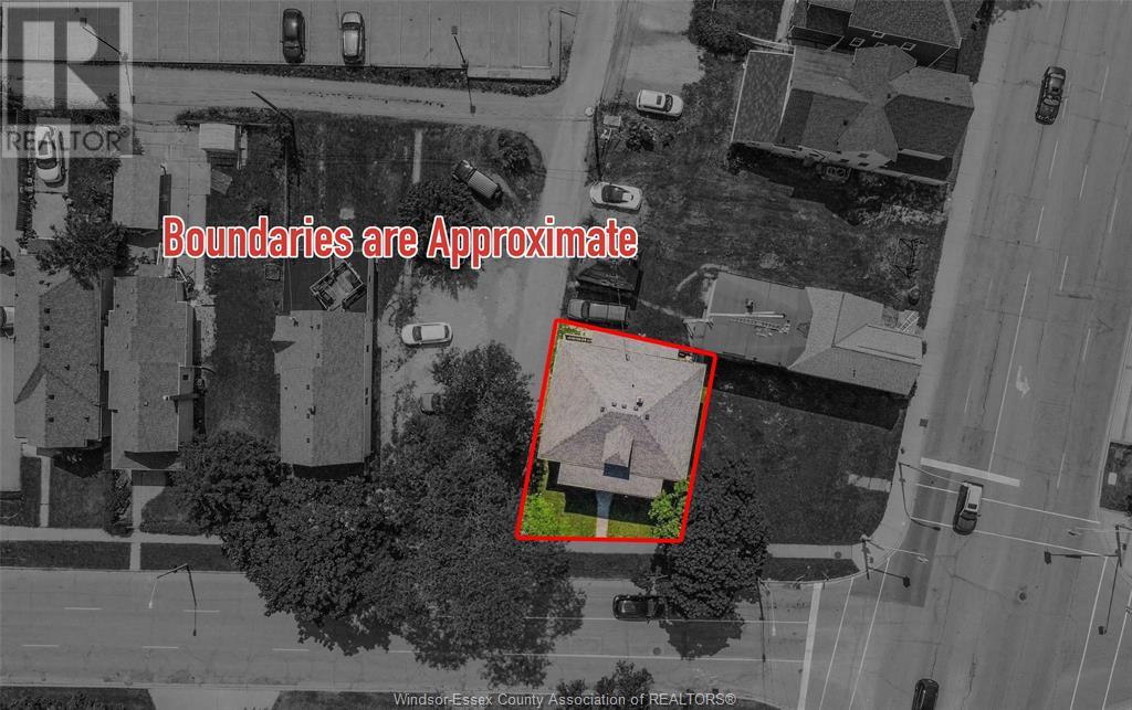 121-127 Aylmer Ave, Windsor, ON N9A 1S8