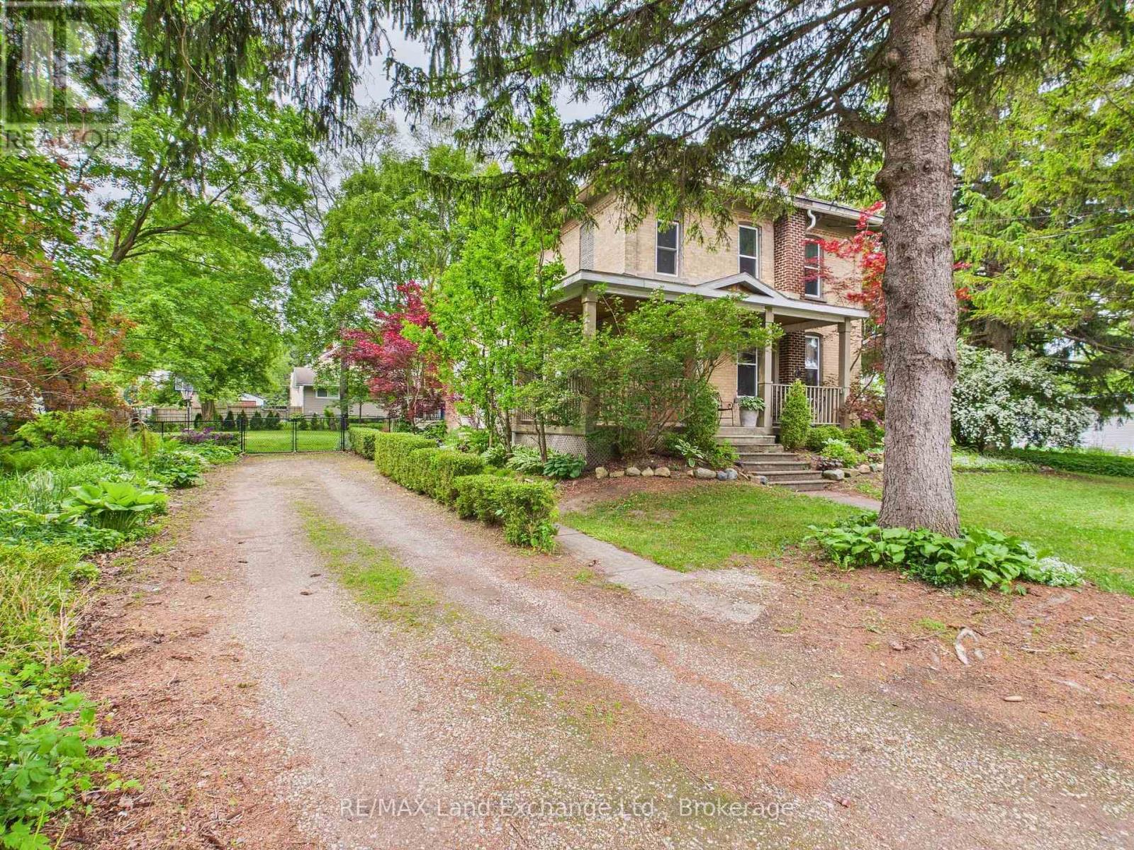 20 Queen St, Huron-Kinloss, ON N0G 2R0