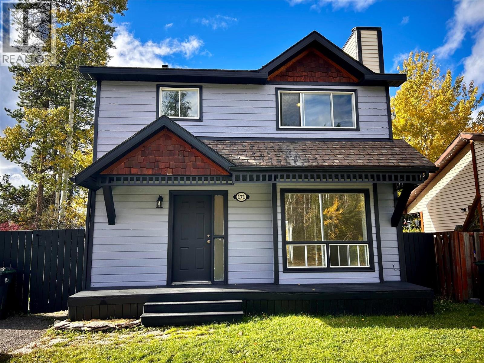171 Murray Dr, Tumbler Ridge, BC V0C 2W0